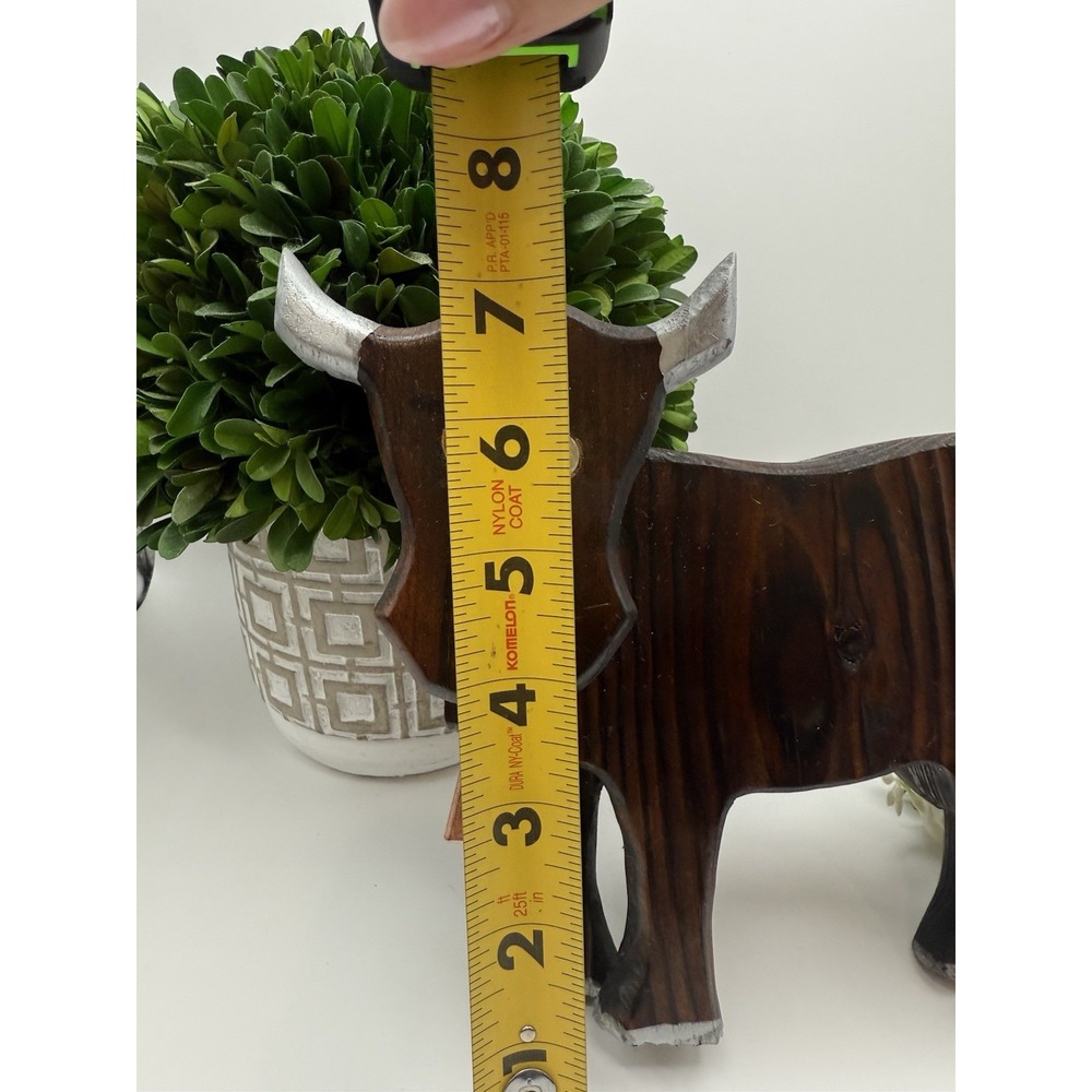 Rustic Hand‎ Carved Wooden Bull Figurine 8" Farmhouse Decor Silver Horns Bell - Picture 7 of 8